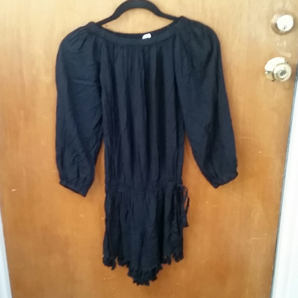 Cool change black romper